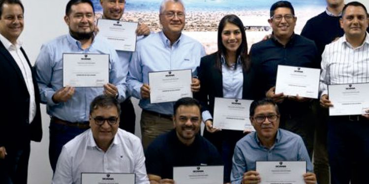 DESAZÓN EN EL GABINETE POR LA FORMA CLANDESTINA DE JOSÉ JERÍ DE REUNIRSE CON UN EMPRESARIO CHINO Y PROVEEDOR DEL ESTADO