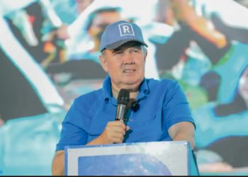 JOSÉ JERÍ RECONOCE QUE SU AMIGA TRABAJÓ PARA ÉL EN EL CONGRESO Y LE PAGÓ DE SU BOLSILLO: “NO HAY NADA IRREGULAR”