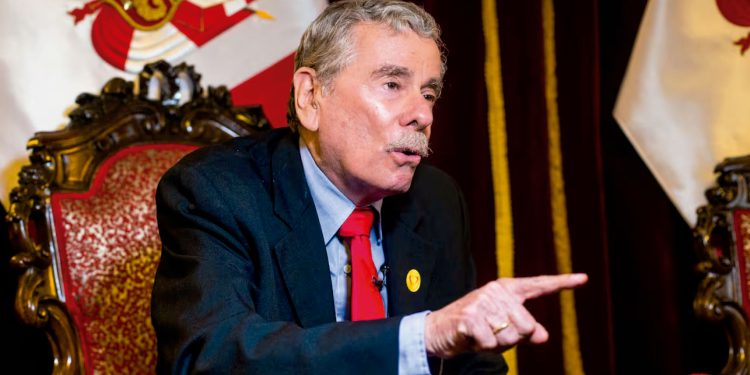 PRESIDENTE BALCÁZAR: HERNANDO DE SOTO GARANTIZA DIÁLOGO Y CONTINUIDAD DE MODELO ECONÓMICO