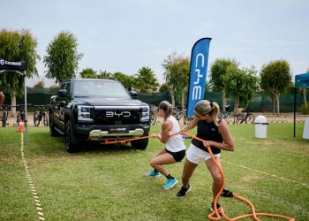 ZAMIR VILLAVERDE DESMIENTE CON FOTOS A WOLFGANG GROZO Y ASEGURA CONOCERLO DESDE 2018: “ÉL ME VISITÓ EN MI DOMICILIO”