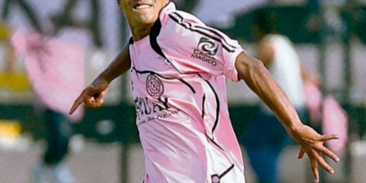 BRYAN REYNA JUGARÁ EN UNIVERSITARIO DE DEPORTES EN LA PRESENTE TEMPORADA