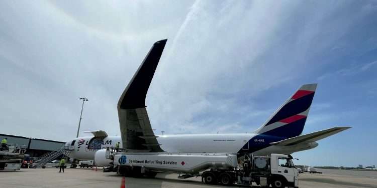 PRESIDENTE BALCÁZAR Y CANCILLER DE ZELA DIALOGARON CON JEFE DE OBSERVADORES DE LA OEA