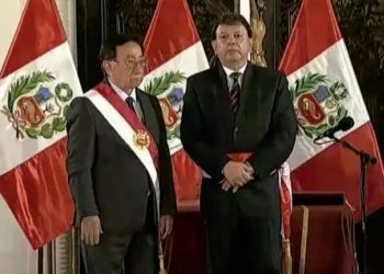 ZAMIR VILLAVERDE DESMIENTE CON FOTOS A WOLFGANG GROZO Y ASEGURA CONOCERLO DESDE 2018: “ÉL ME VISITÓ EN MI DOMICILIO”