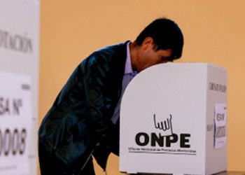 RENZO REGGIARDO ADVIERTE AL JNE QUE SE ‘RECTIFIQUE’: “VAMOS A RECURRIR A UNA DEMANDA DE AMPARO CONSTITUCIONAL”
