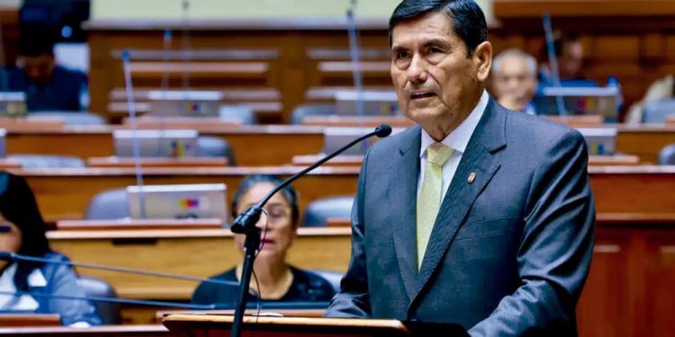 ESCÁNDALO EN ONPE: ENCUENTRAN CIENTOS DE VOTOS EN CAJAS ABANDONADAS EN CALLES DE SURQUILLO