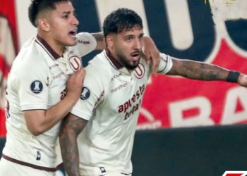 ¡GARRA CREMA! UNIVERSITARIO DERROTA 4-2 A NACIONAL DE URUGUAY EN EL ESTADIO MONUMENTAL