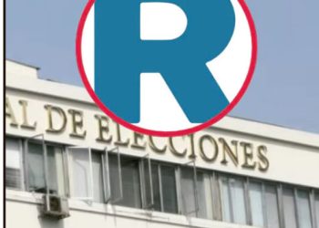 CONGRESISTA EDWARD MÁLAGA RECOLECTA FIRMAS PARA MOCIÓN CENSURA CONTRA EL PRESIDENTE JOSÉ MARÍA BALCÁZAR