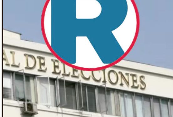 CONGRESISTA EDWARD MÁLAGA RECOLECTA FIRMAS PARA MOCIÓN CENSURA CONTRA EL PRESIDENTE JOSÉ MARÍA BALCÁZAR