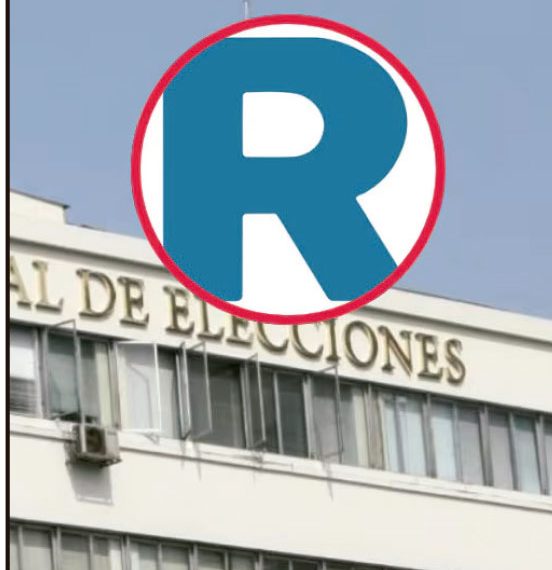 CONGRESISTA EDWARD MÁLAGA RECOLECTA FIRMAS PARA MOCIÓN CENSURA CONTRA EL PRESIDENTE JOSÉ MARÍA BALCÁZAR