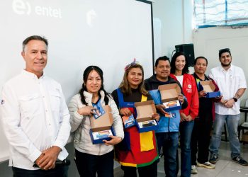 ROBERTO BURNEO IGNORA CUESTIONAMIENTOS: “EL PROCESO ELECTORAL SE HA REALIZADO CON ABSOLUTA NORMALIDAD”