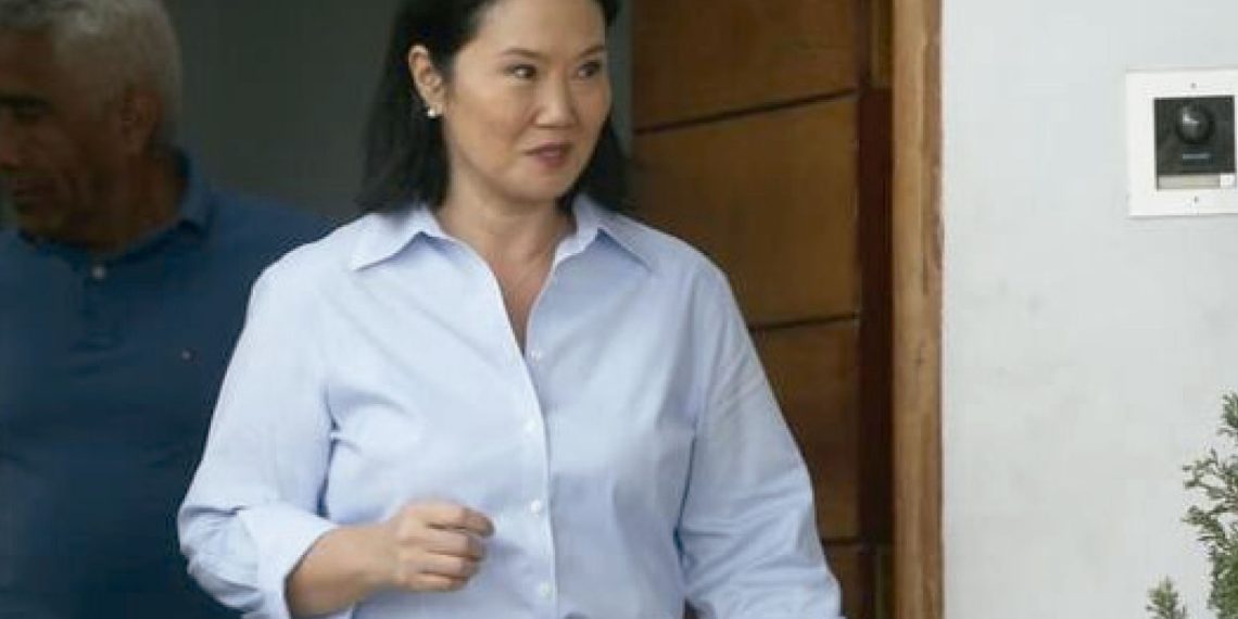 KEIKO FUJIMORI DIALOGÓ CON NUNCIO APOSTÓLICO SOBRE VISITA DEL PAPA LEÓN XIV