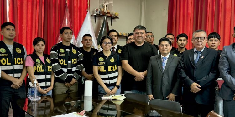 KEIKO FUJIMORI: “NINGÚN DERECHO LABORAL VA A SER RECORTADO”