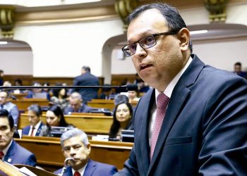 MARCO VINELLI PIDE AL CONGRESO DEFINIR FACULTADES LEGISLATIVAS HASTA EL LUNES